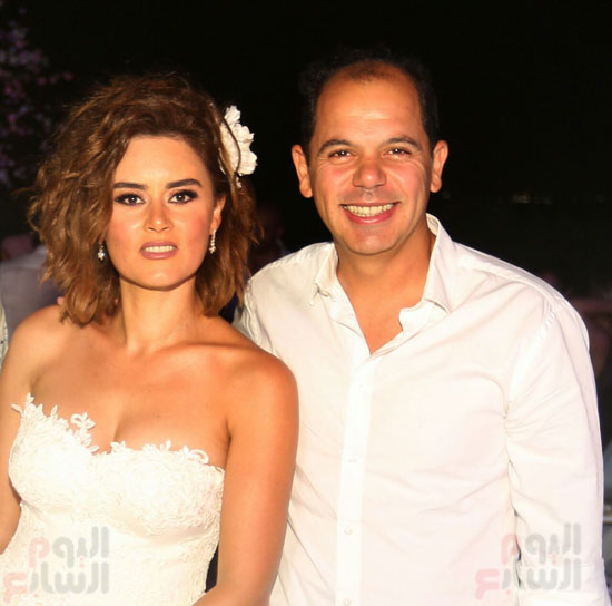  المخرج رامى إمام مع العروسة رشا مهدى
